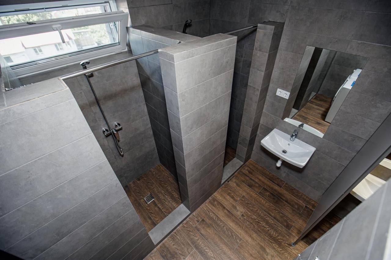 Новый Хостел Nesvit Киев Академгородок Extérieur photo