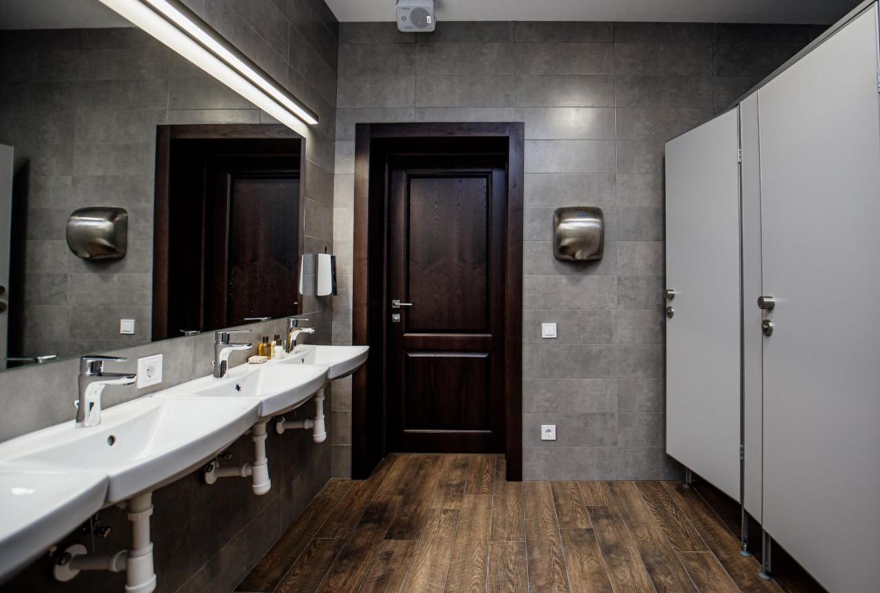 Новый Хостел Nesvit Киев Академгородок Extérieur photo